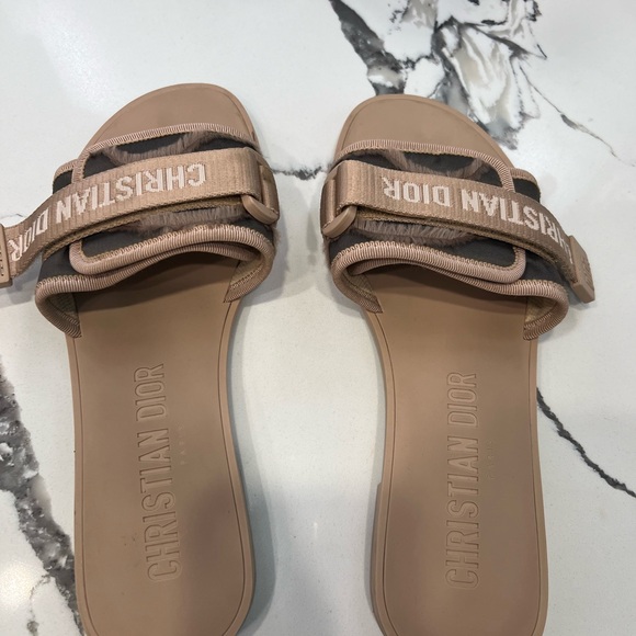 Christian Dior Dio(r)evolution Slide - Size 39 - Picture 5 of 6